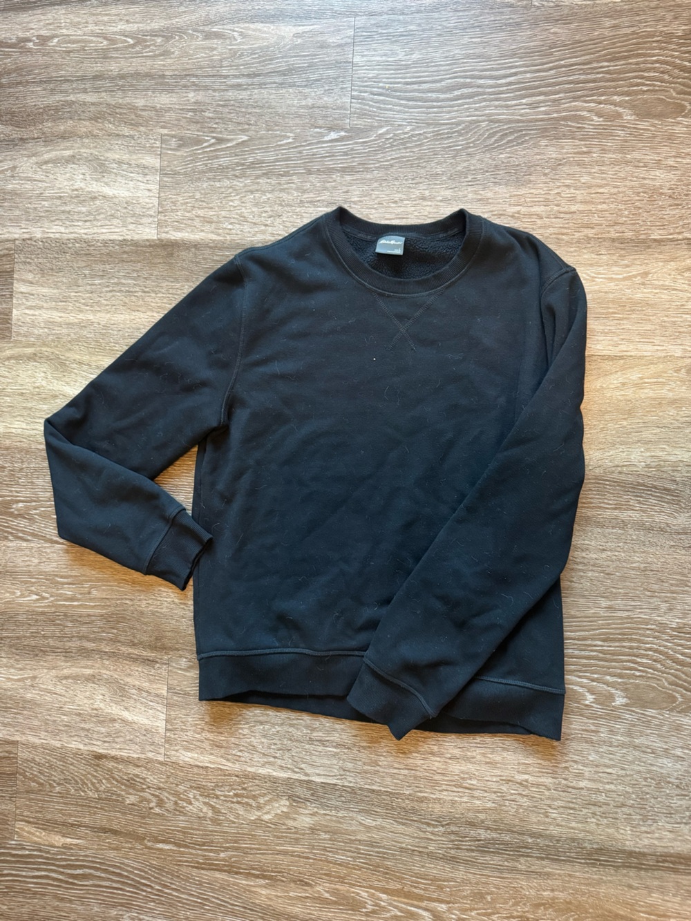 Men's Black Crewneck Sweater - Classic Comfort